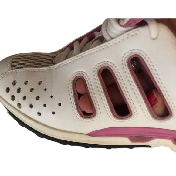ADIDAS size 9.5 Climate Control  sneakers white & pink with cool cut on heel - Picture 7 of 14